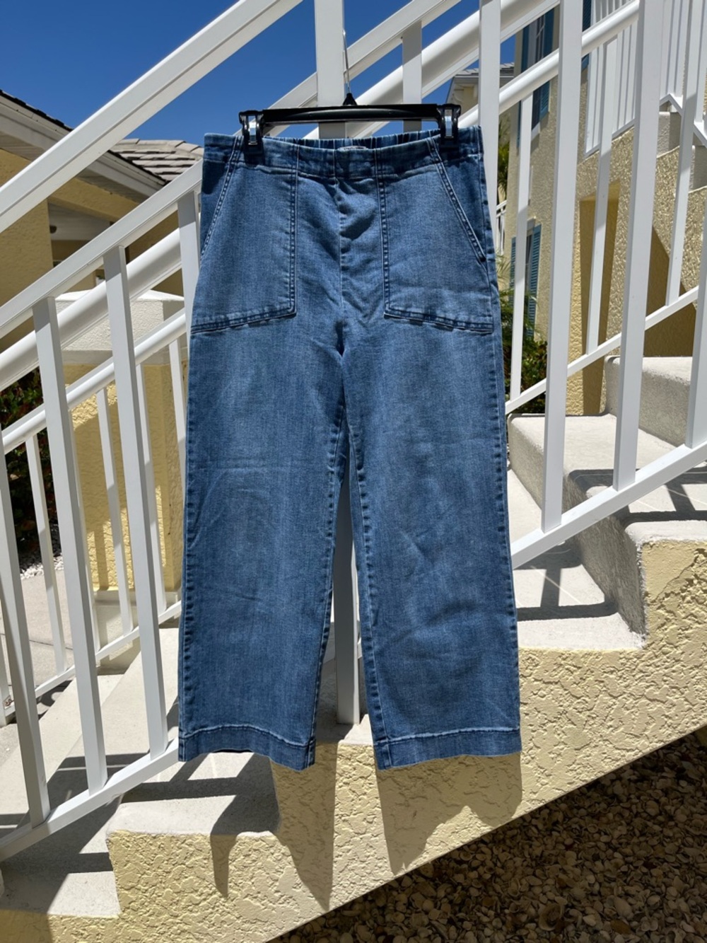 NIC+ZOE Denim Pants in Light-Medium Blue Wash